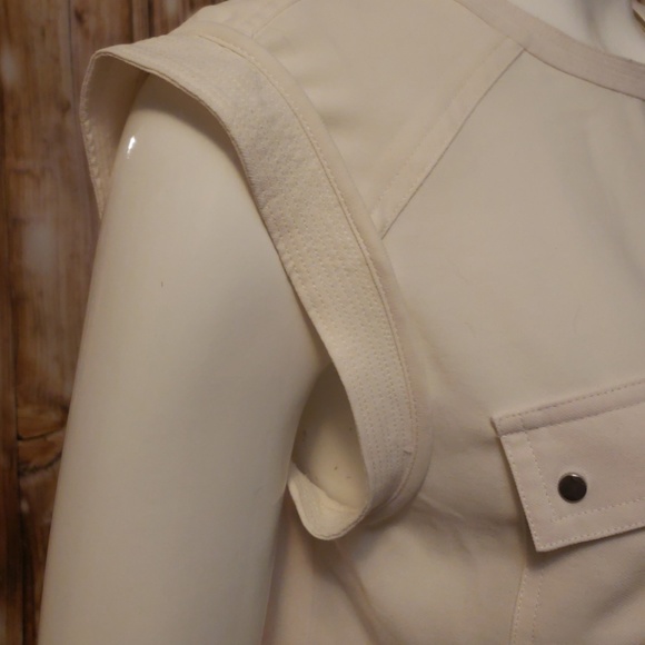 Calvin Klein cream "safari" blouse - Picture 4 of 8